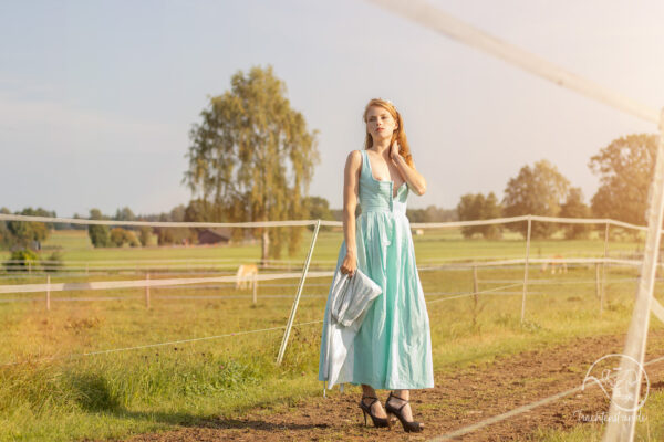 Marina Dirndl Strip auf dem Reiterhof