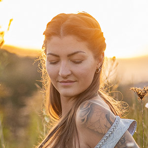 Bavarian Beauty Franziska im Soul Dirndl Magazin